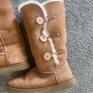 'Bailey Button Triplet II' Boot size 11